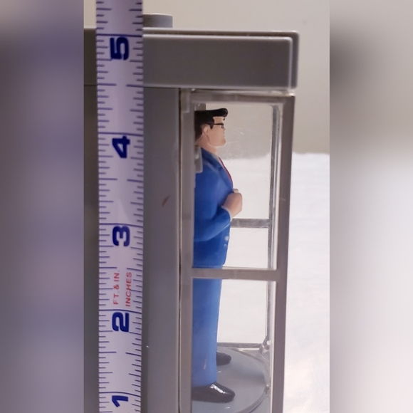 Vintage Spinning Superman Phone Booth - Picture 7 of 8